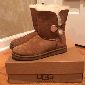 Beige Bailey Button Uggs